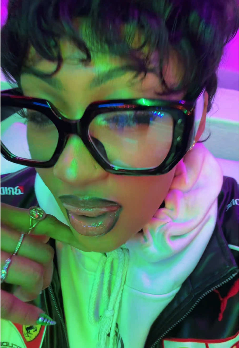 @Solange ๐ซฆ