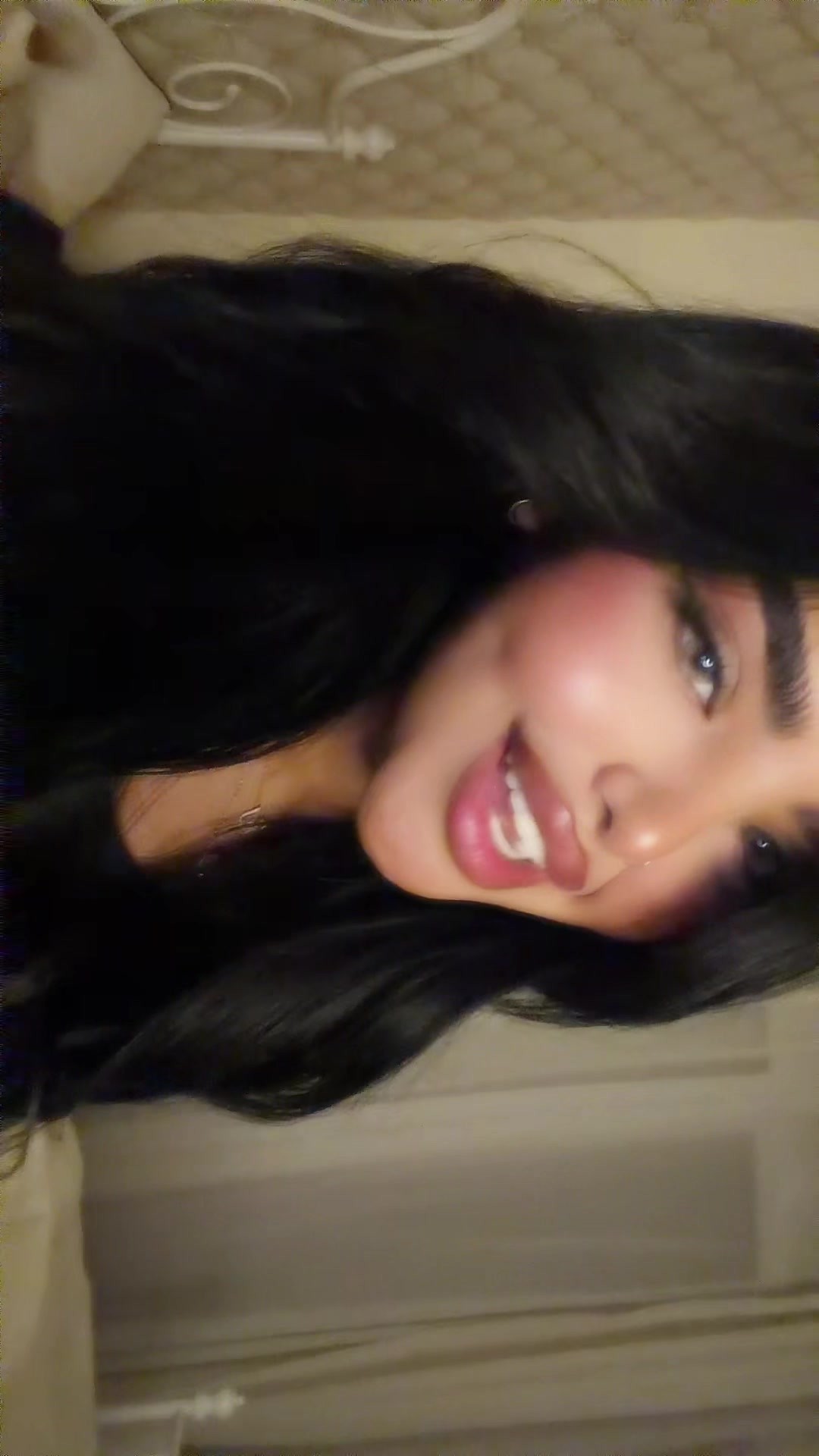 @Lara ๐