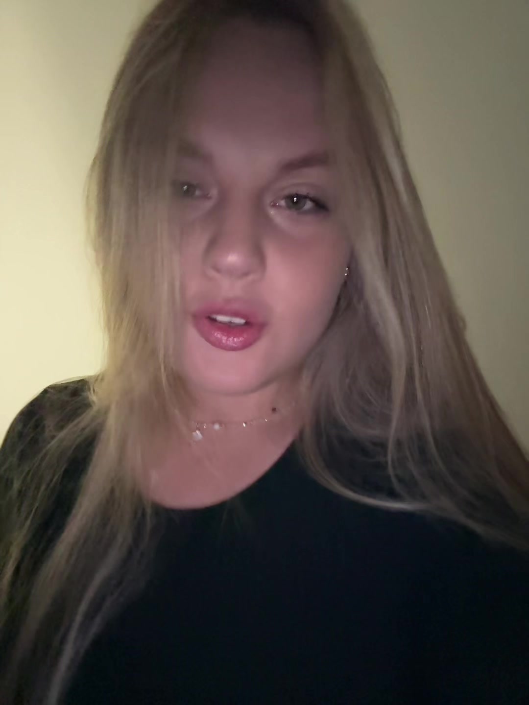 @yanixxxxx