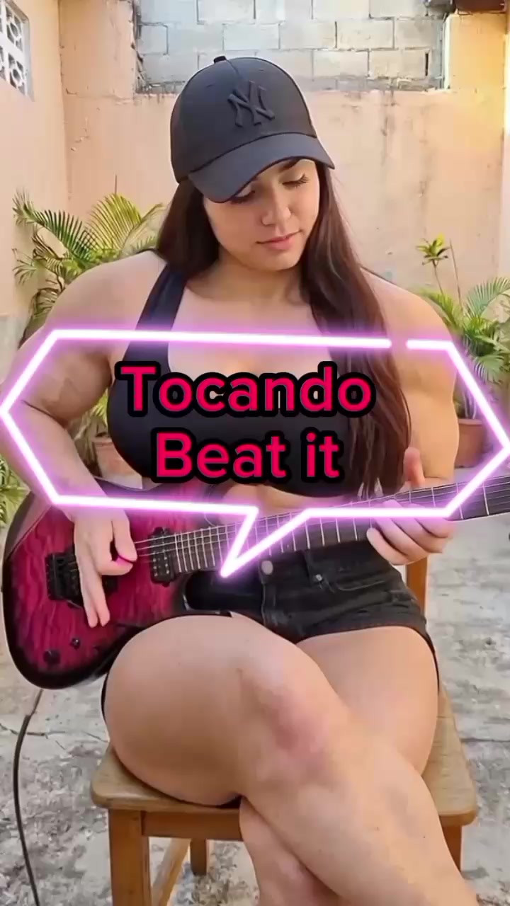@Strong girl Iara