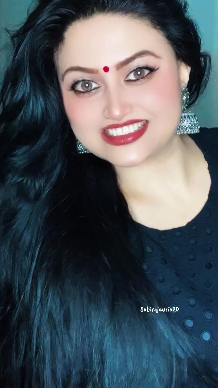 @🦋 Sabi Rajauria 🦋