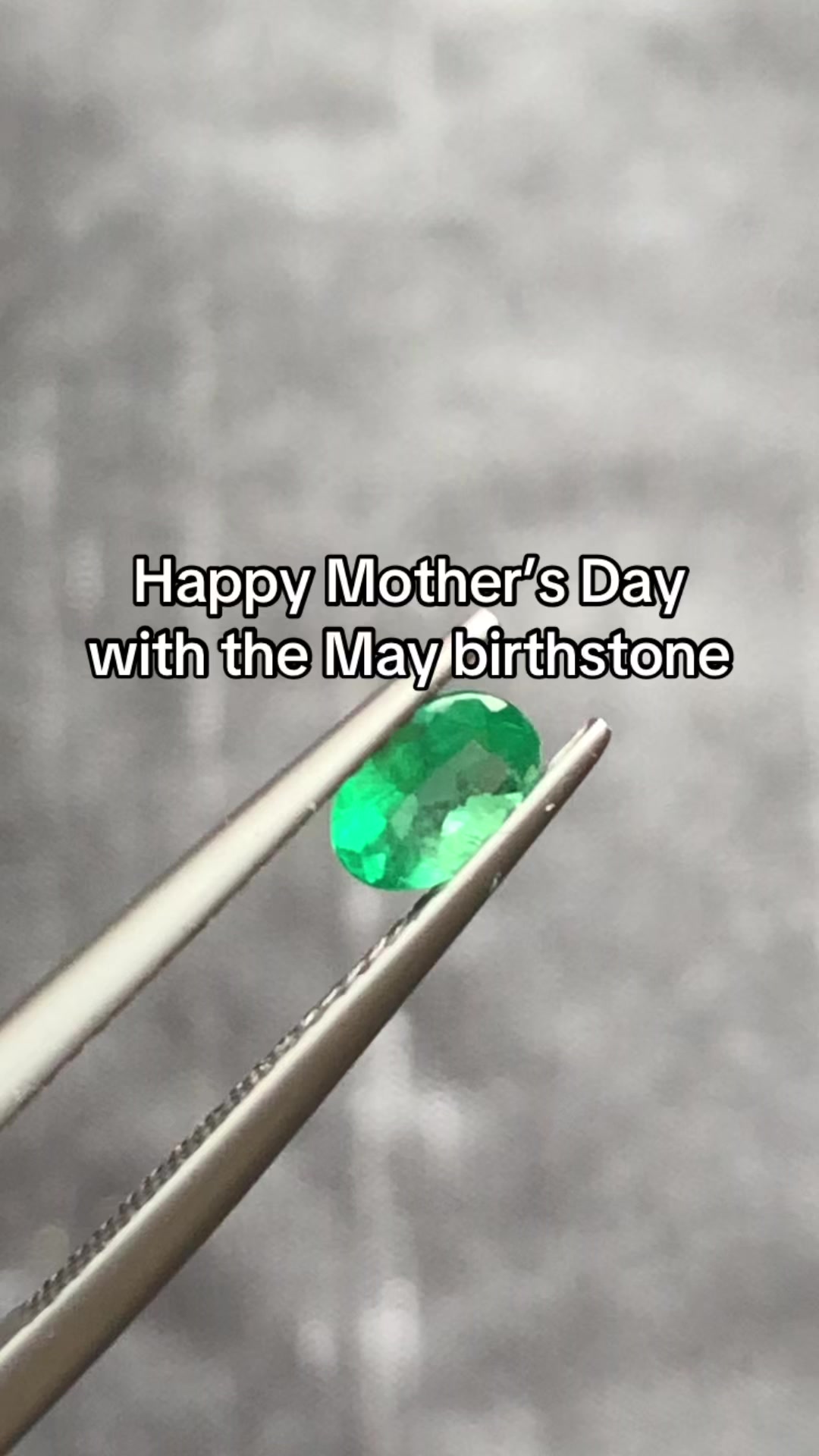 @nikmakcrystals