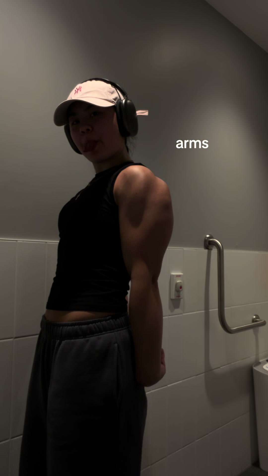 @Anastassia ๐