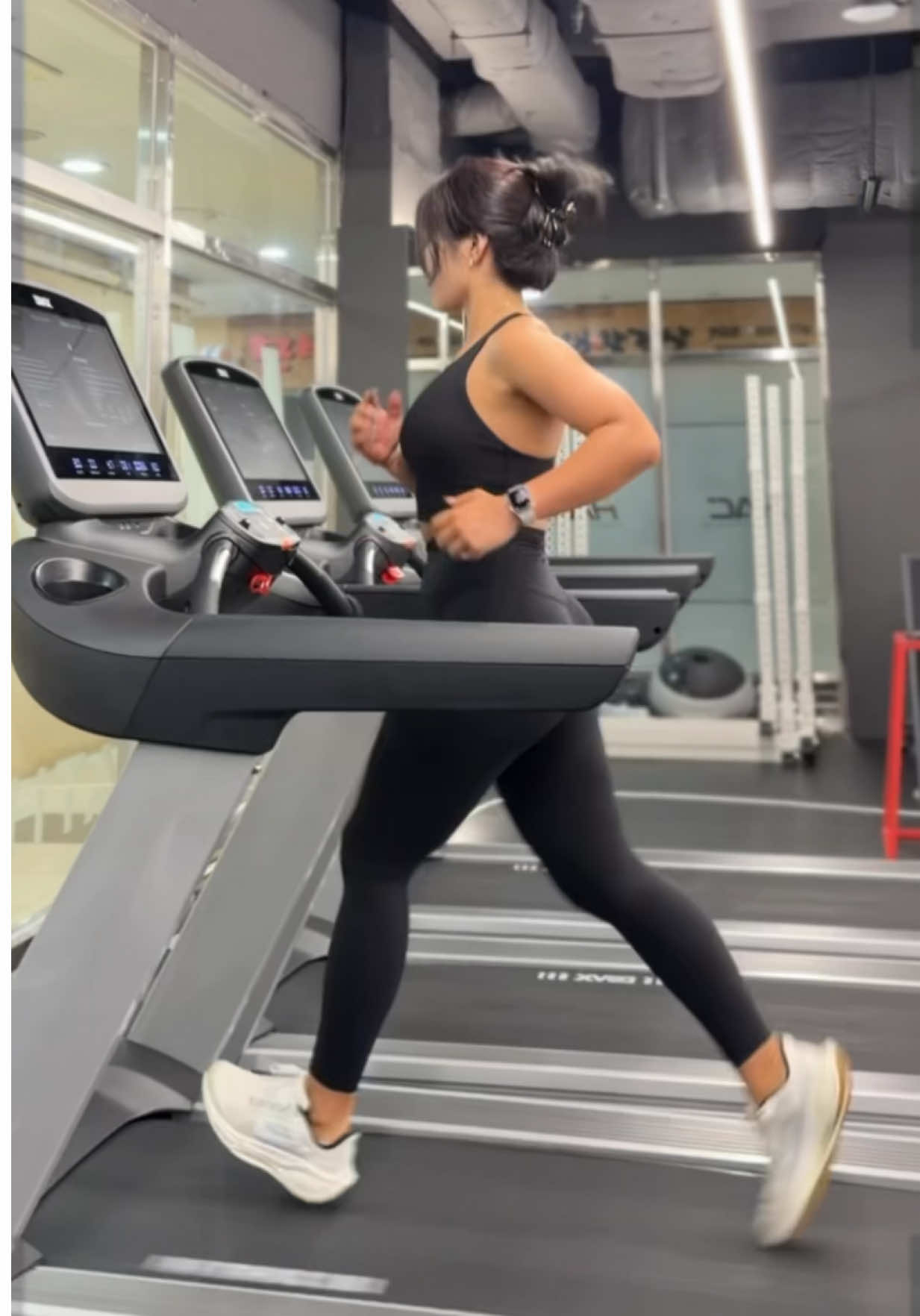 @crownhyj