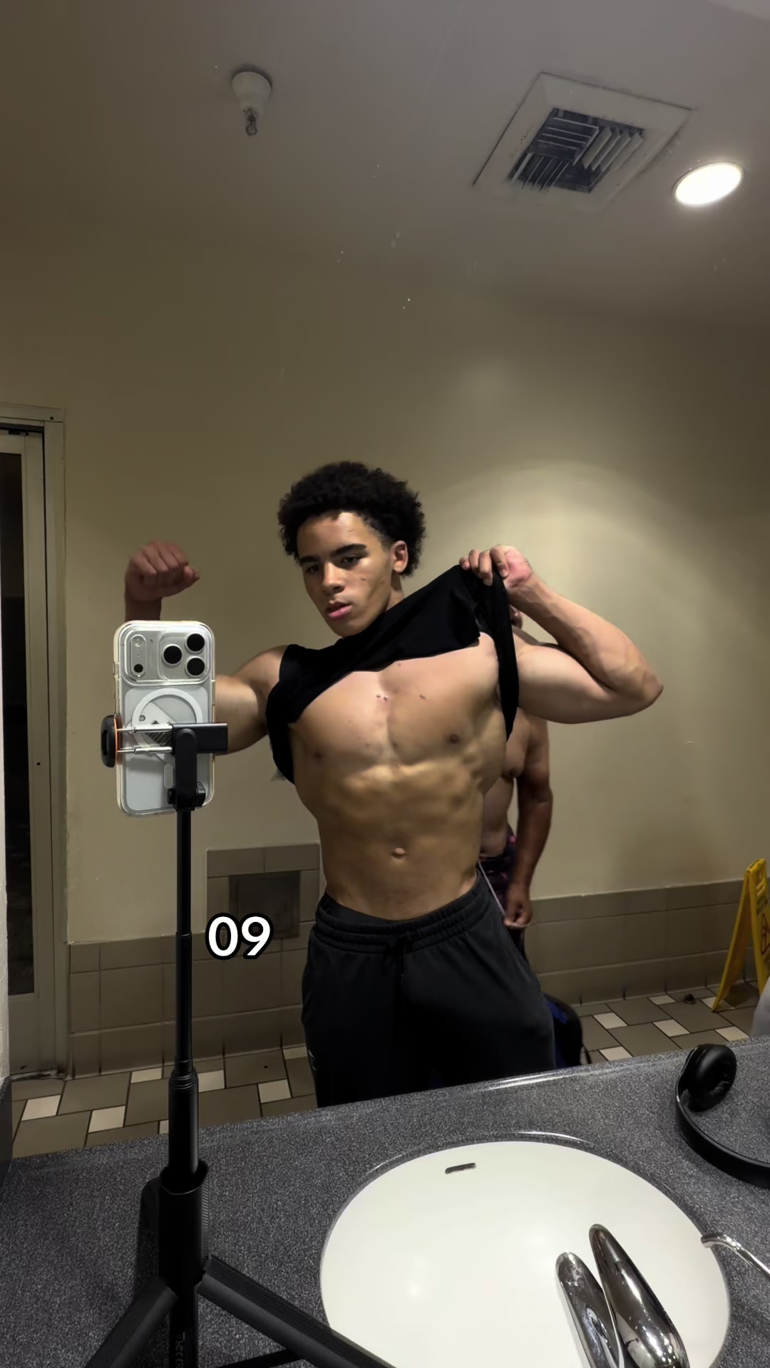 @Latbrah