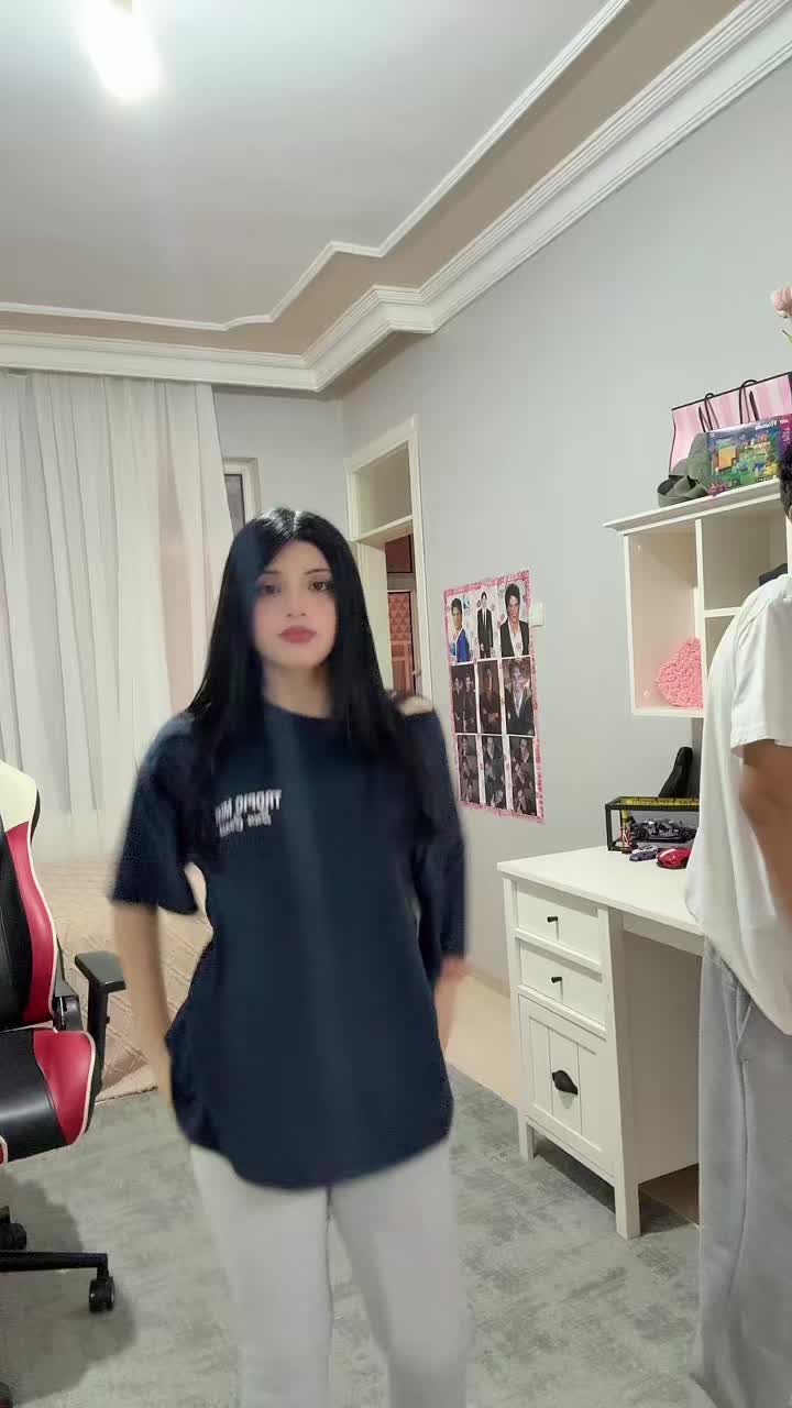 @sude
