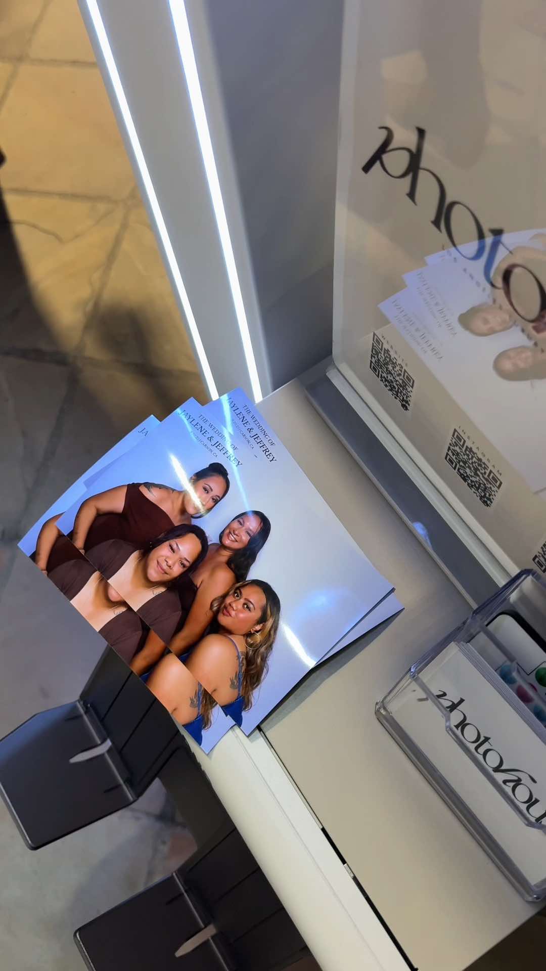 @photohousela