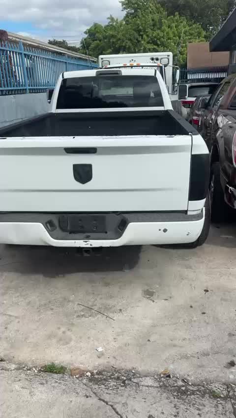@mioytuyomiami.com/
