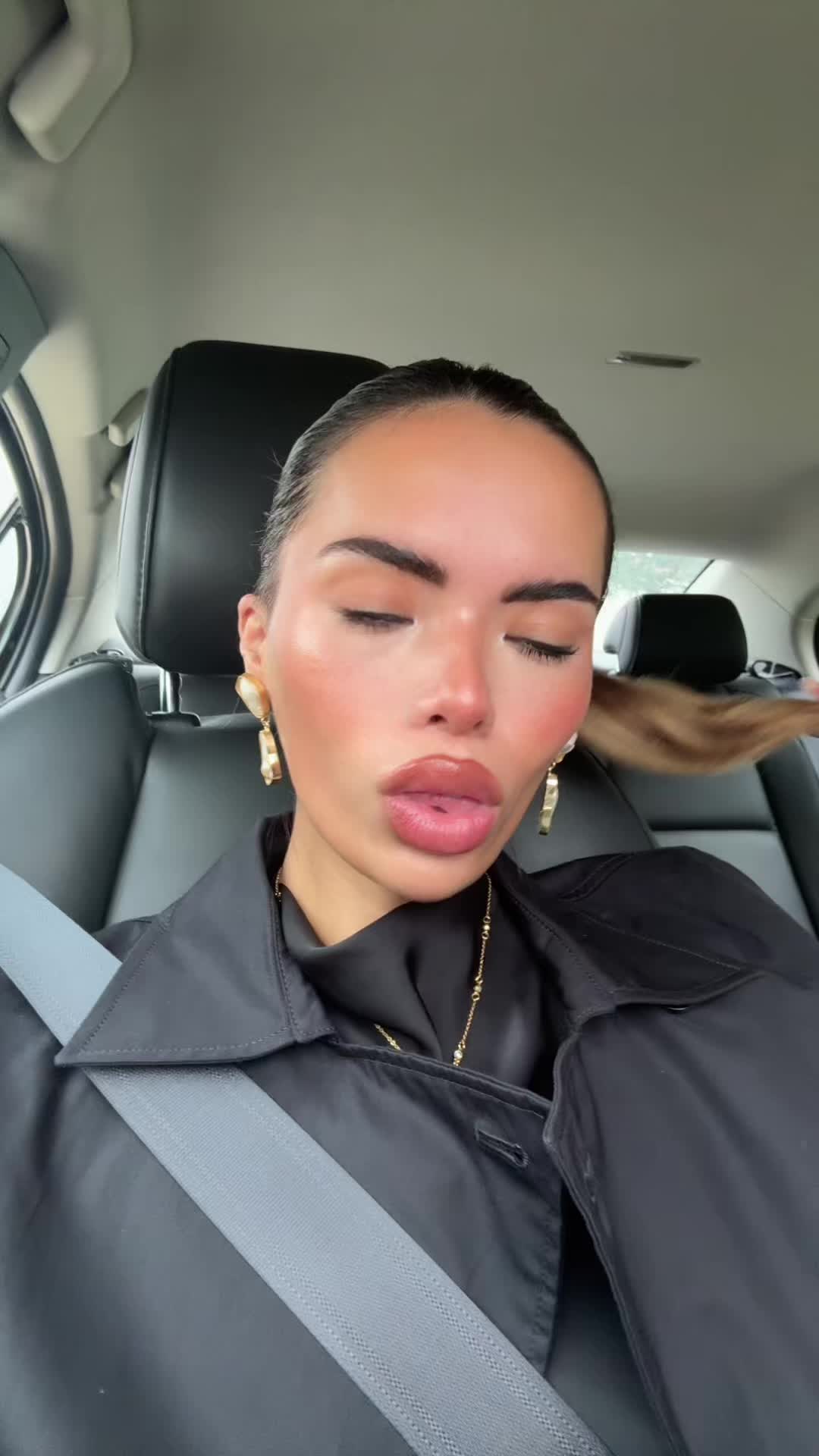 @jennahois