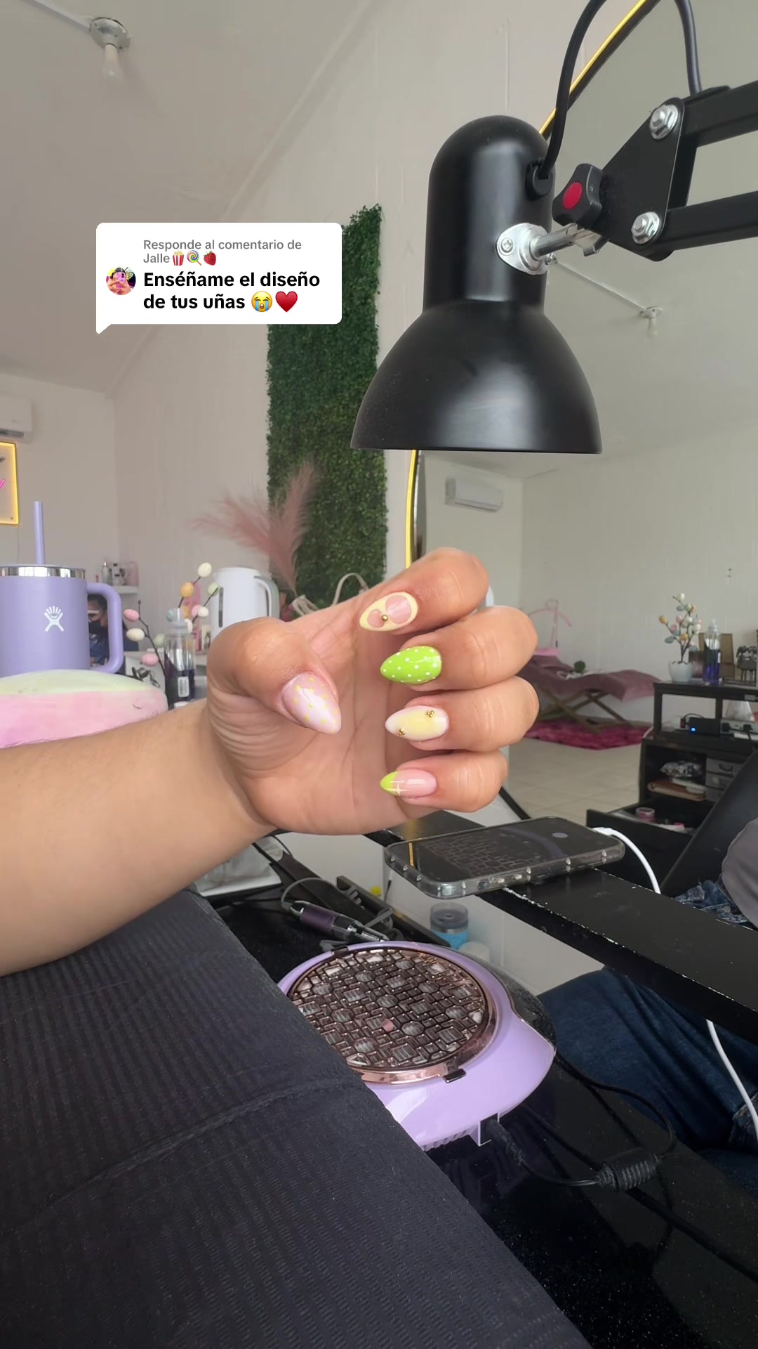 @Nicky M✨