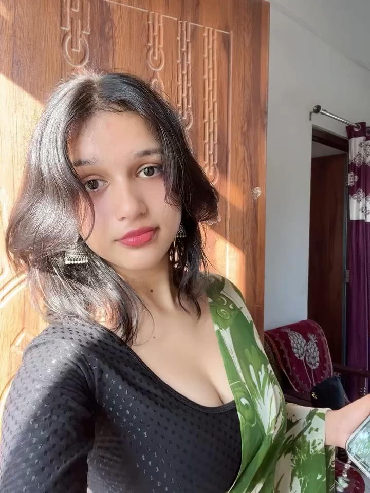 @Sexy🤭Queen