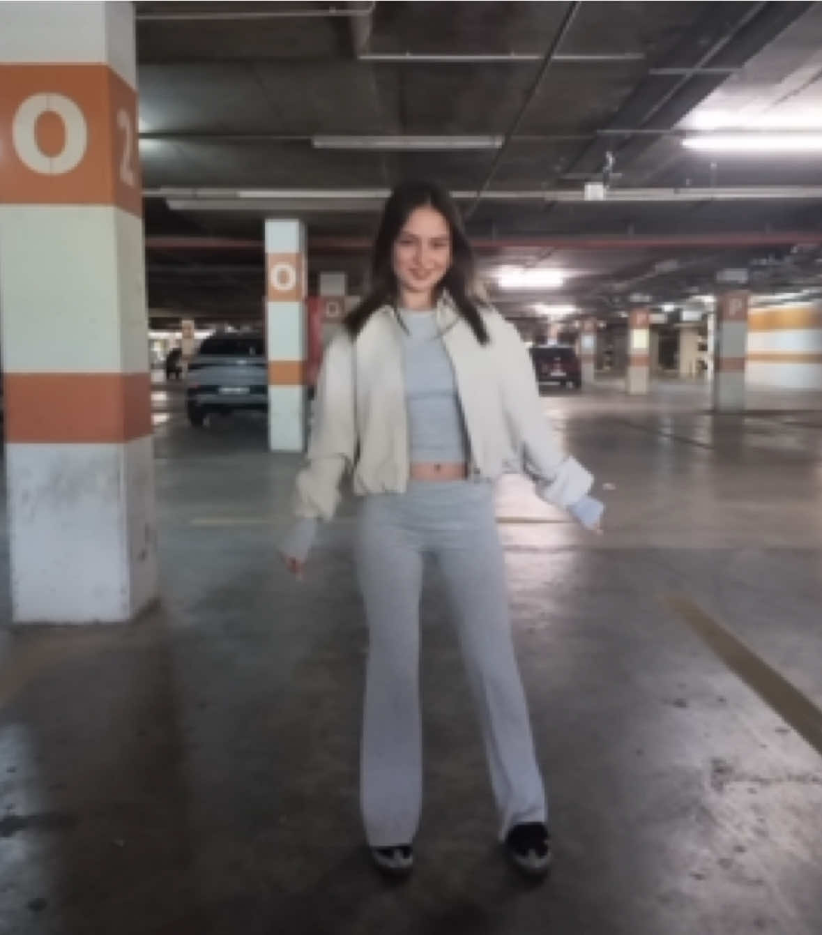@Lara