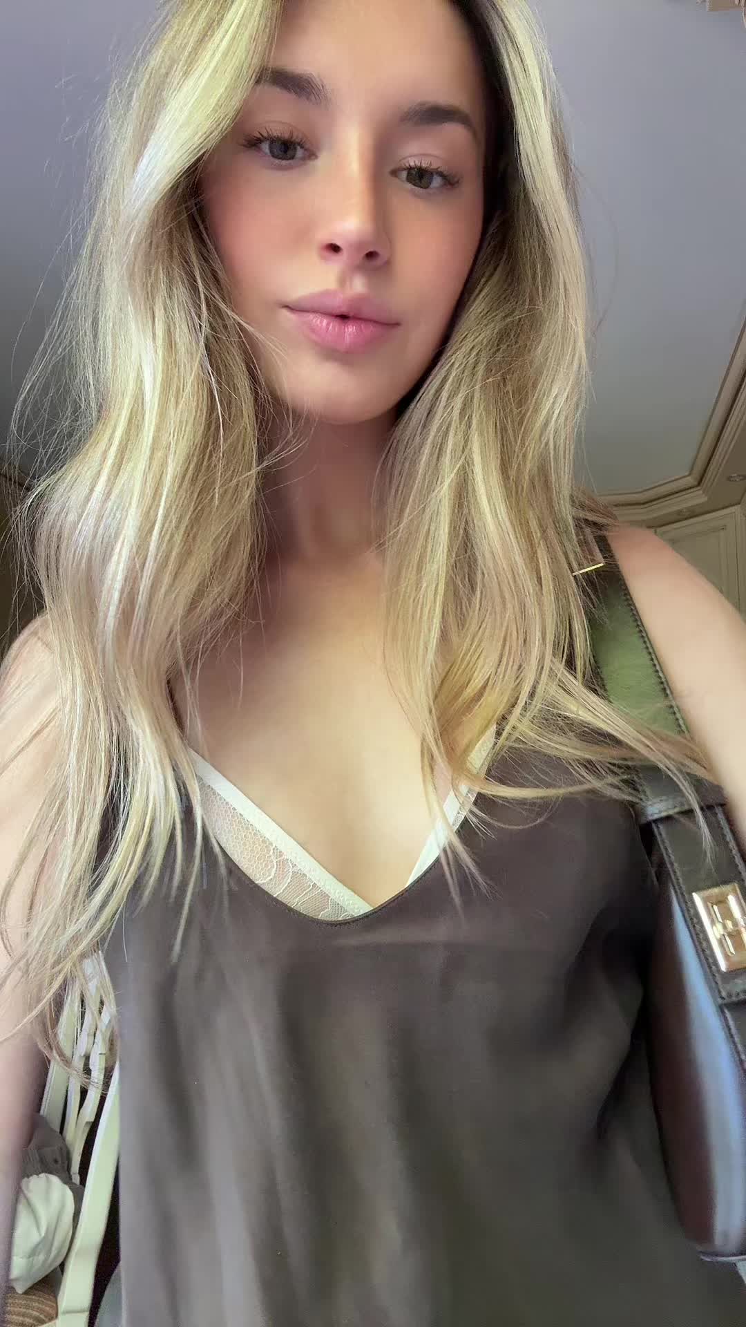 @dasha dova
