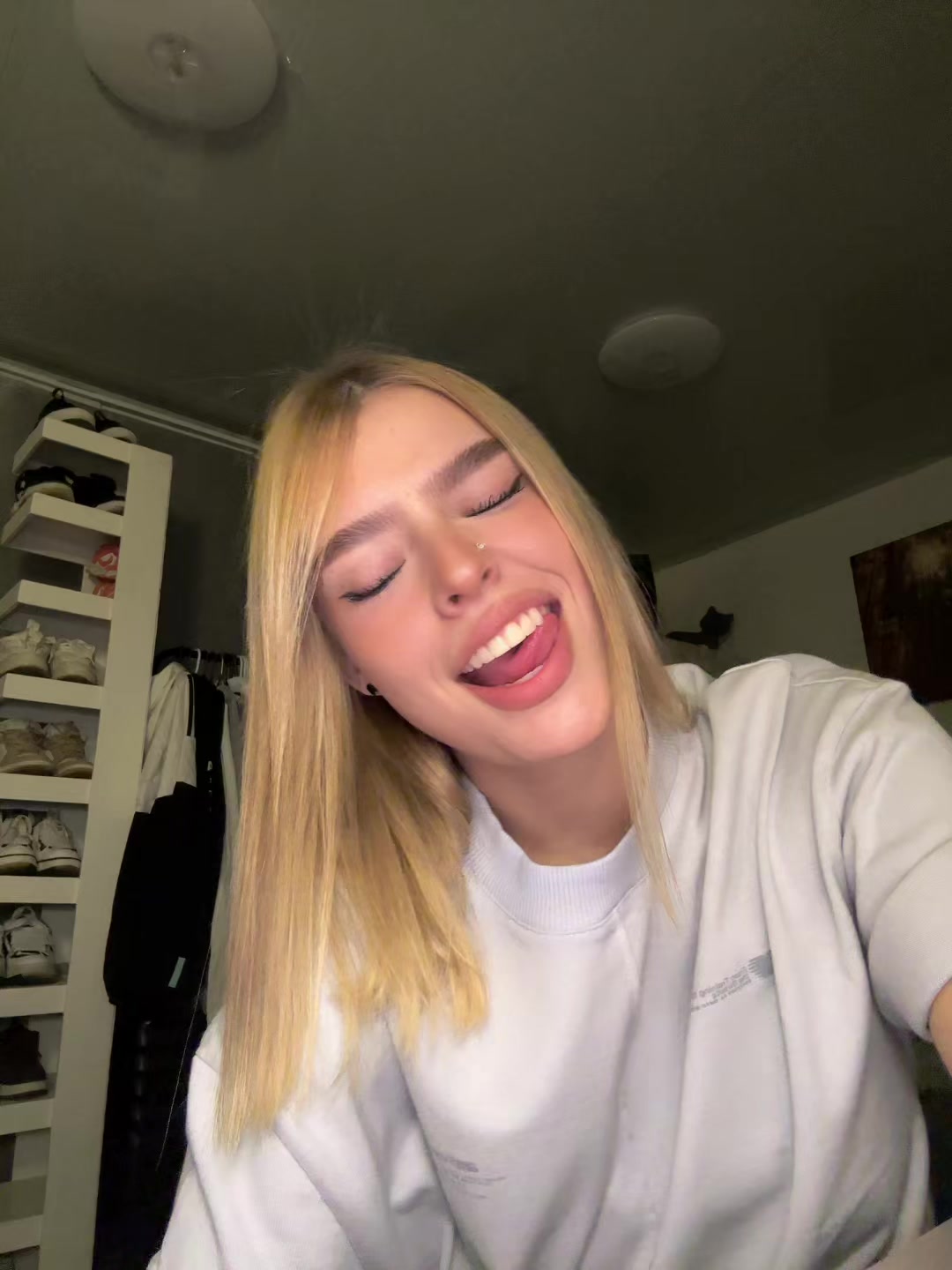 @Isagav15