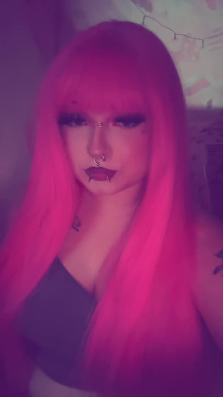 @Qu33fqueen