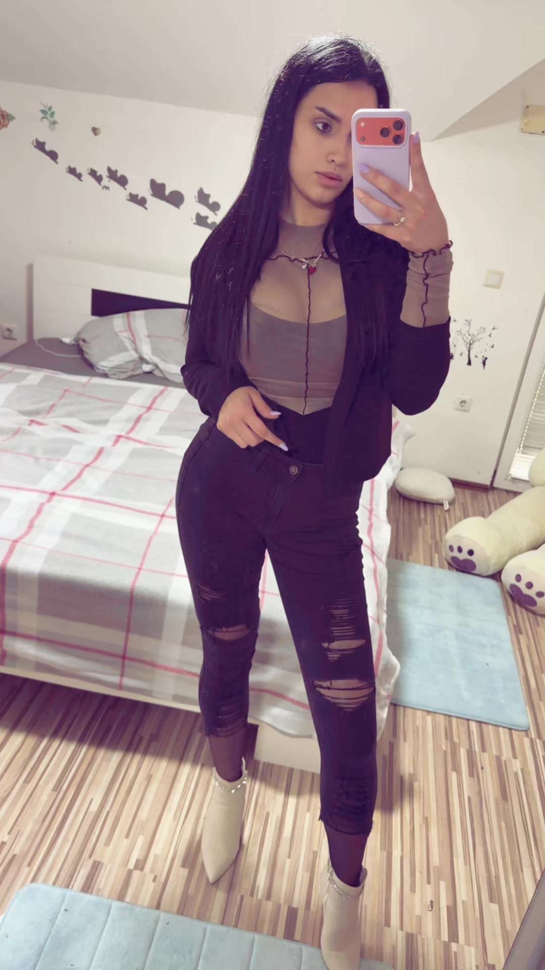 @Victorious__00