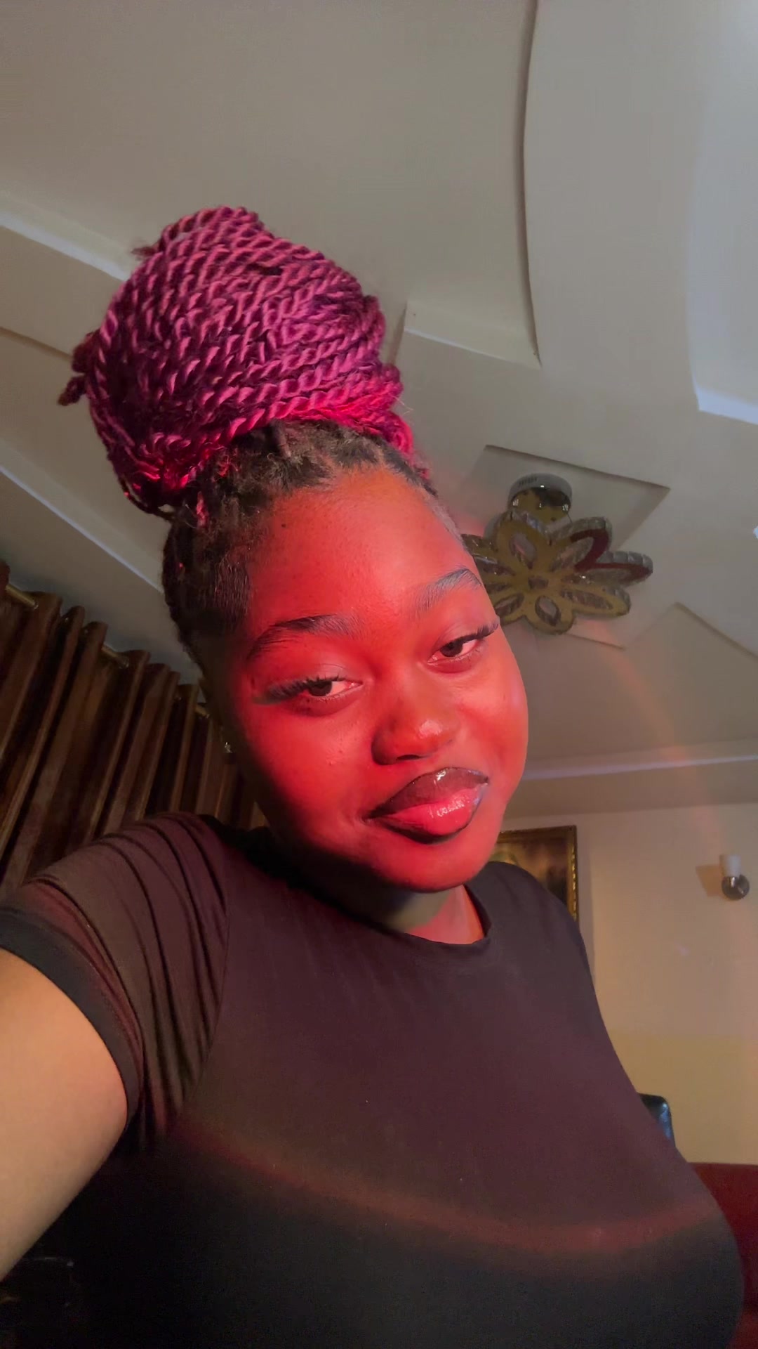 @𝐊𝐌𝐆✰