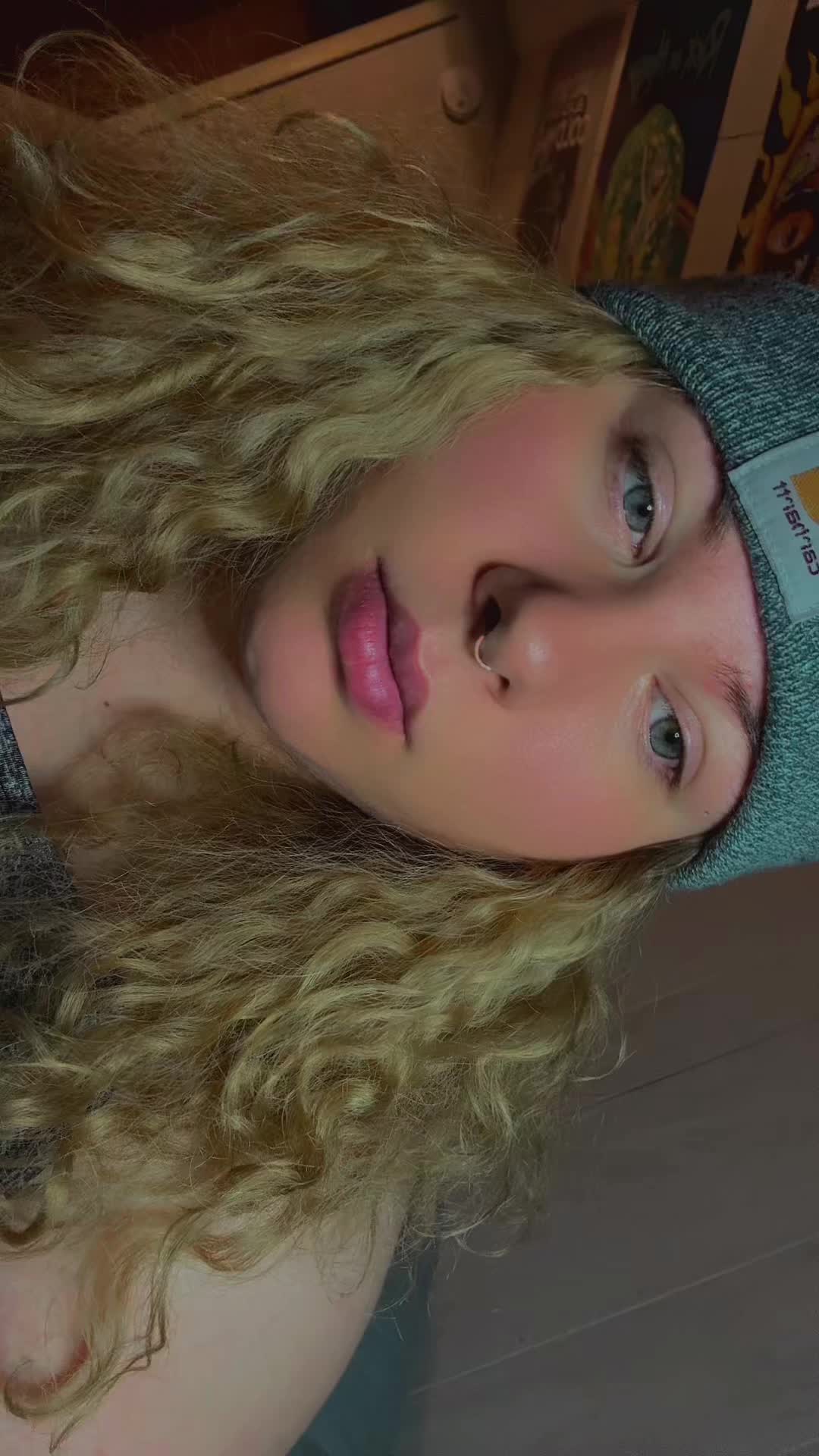 @Aluraskyy🤞🏼🍒