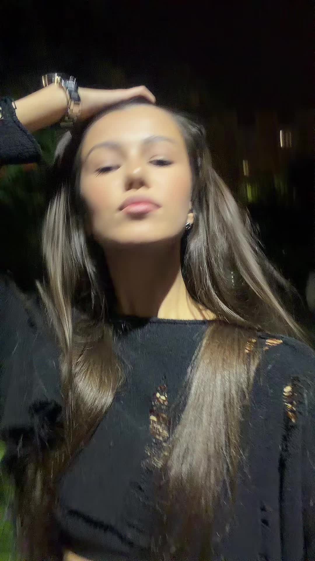 @Zhunusova