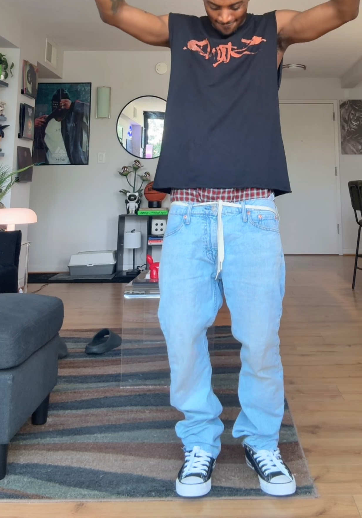 @LARENTAE