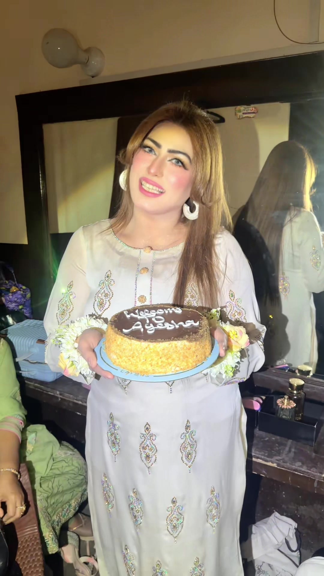 @Ayesha Ch