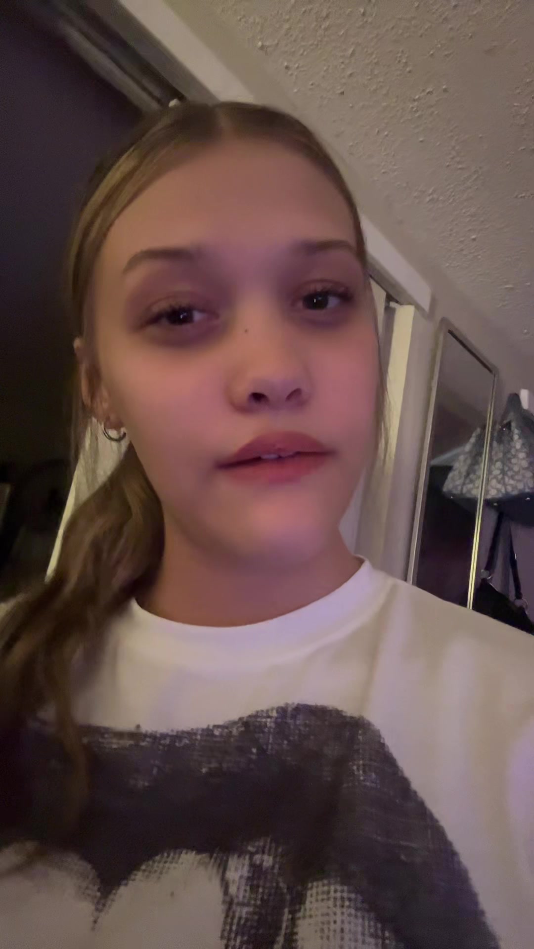 @🧟&zwj;♀️