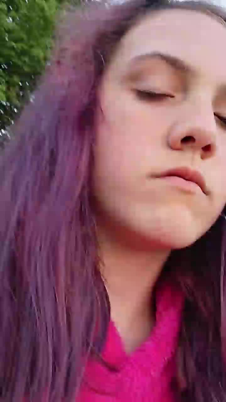 @jasmine gallhar no girlfrined