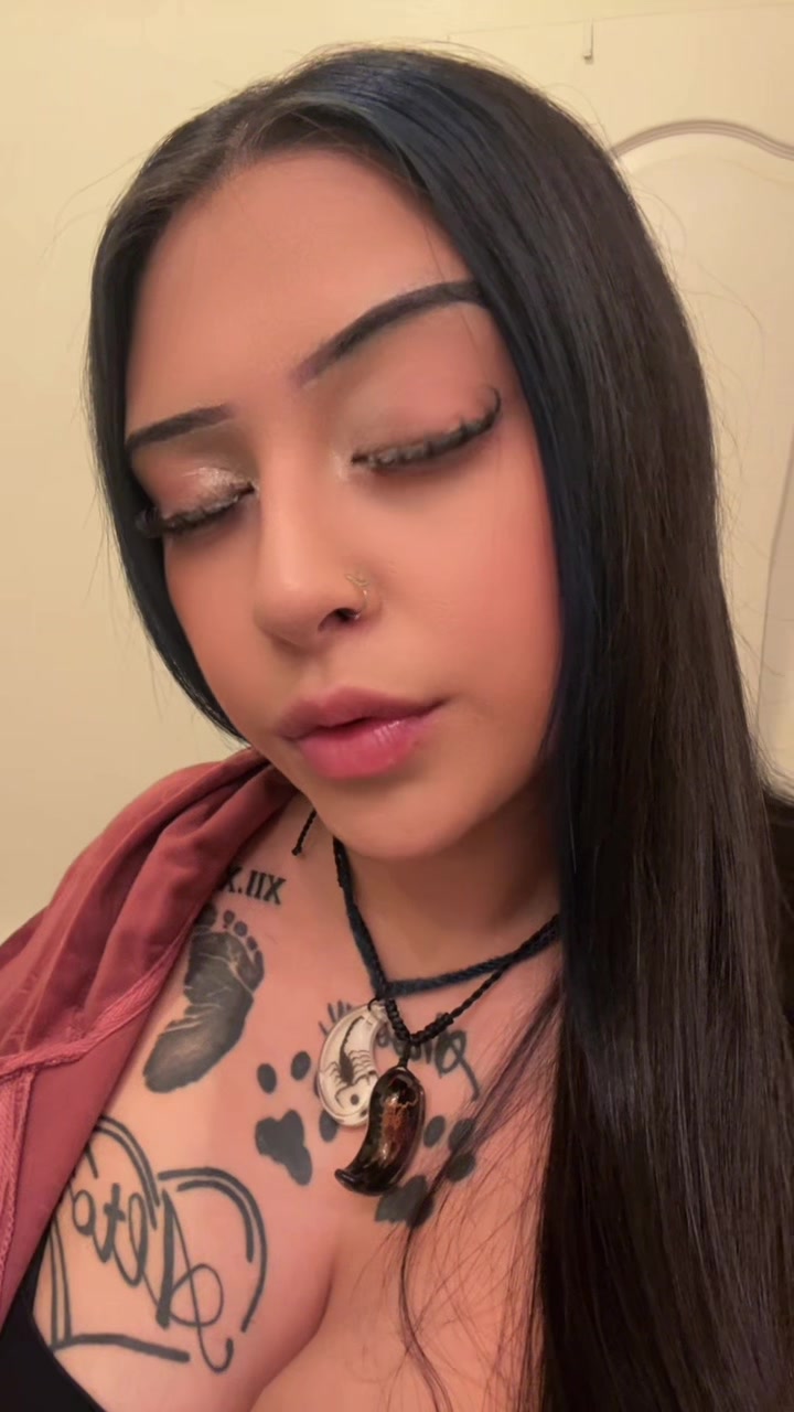 @shelleaty0urbrainz🐦&zwj;⬛