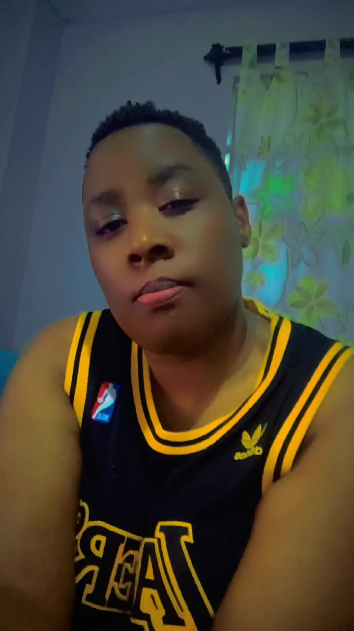 @YOUNGMO ๐ YOUNG CHEDDER