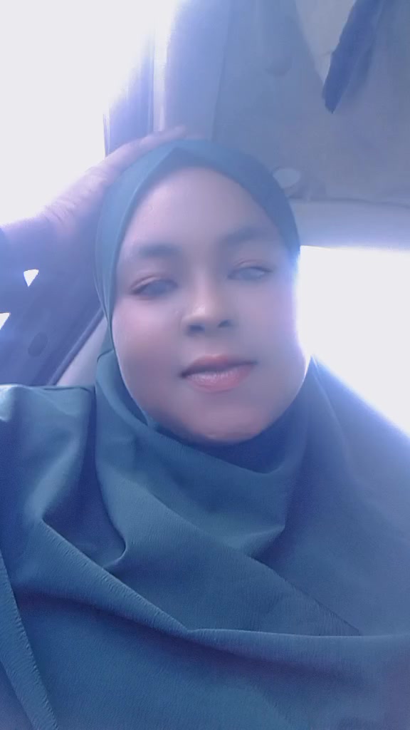 @Fatima 🥰🥰