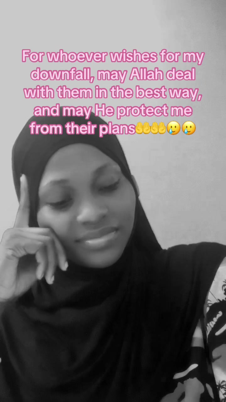 @إسلامية بنت عيسى 🌸