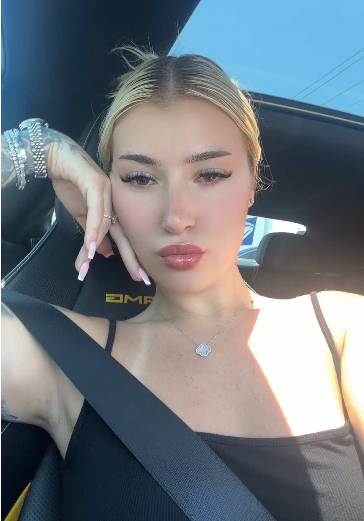 @viktoriya