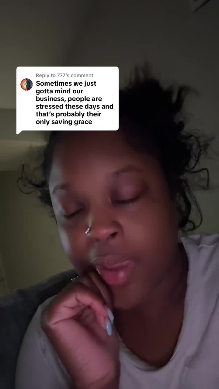 @azianyree