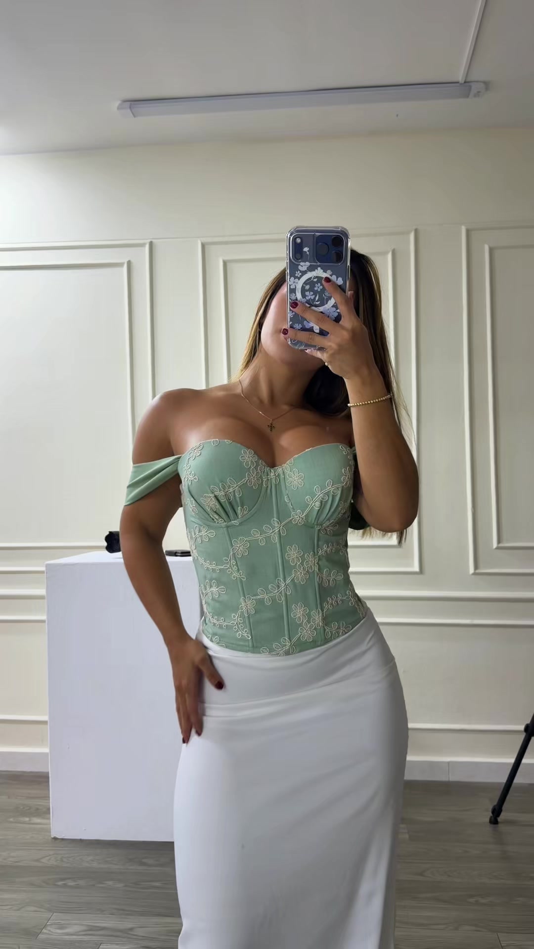 @alaskalingeriee