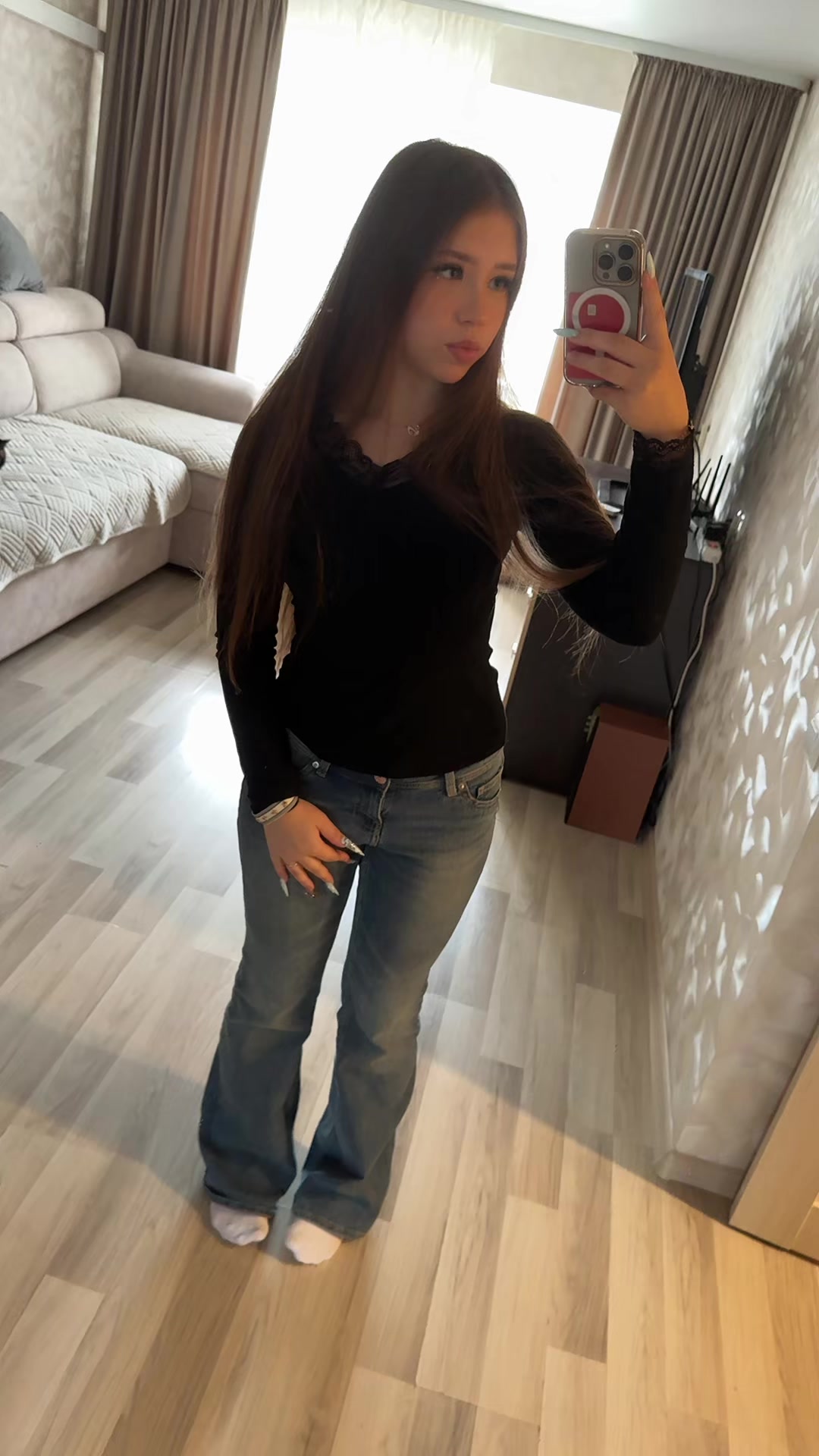 @Лемурова