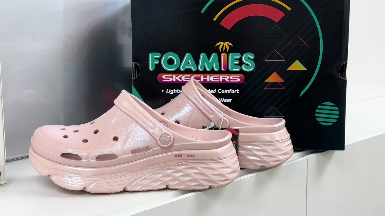 @K.S6titchSkechers
