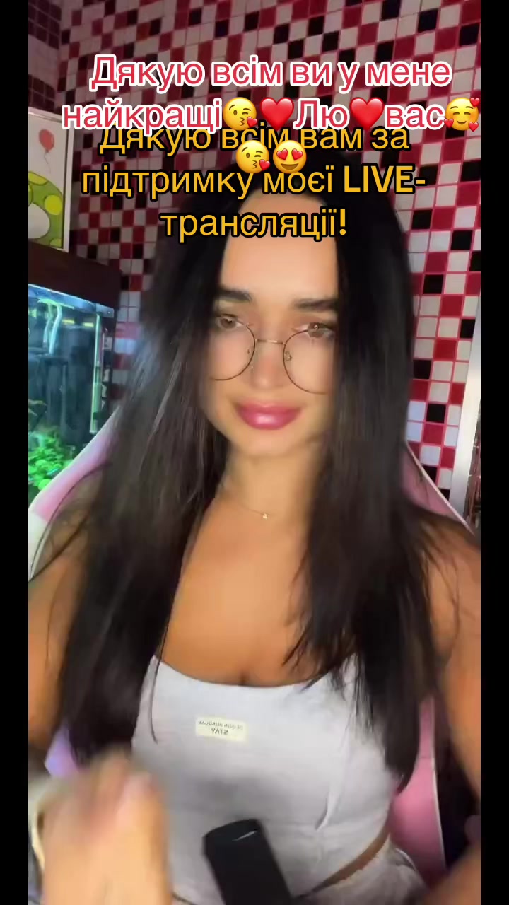 @Оленка _зміючка