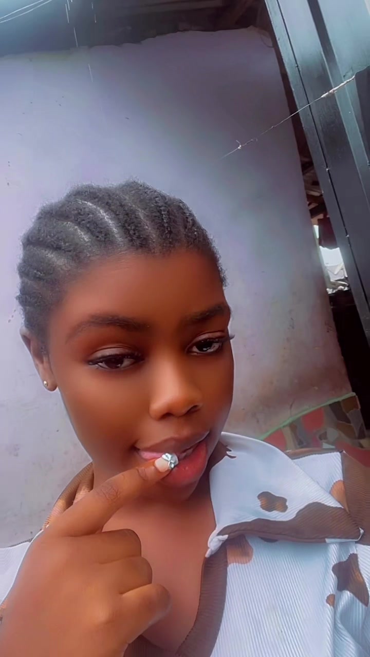 @💕PRETTY 🤍 SADIA💋
