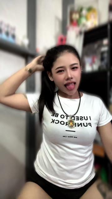 @ชื่อ&lsquo;เมย์🖤 ช่องหลัก👅