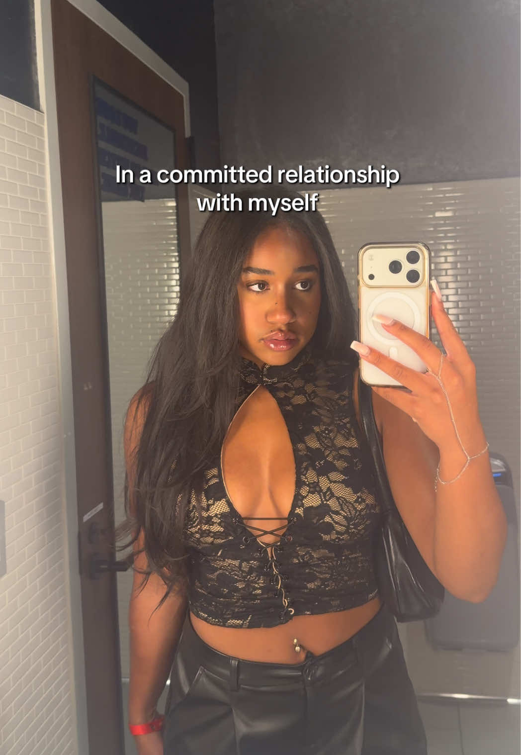 @Alani Simone