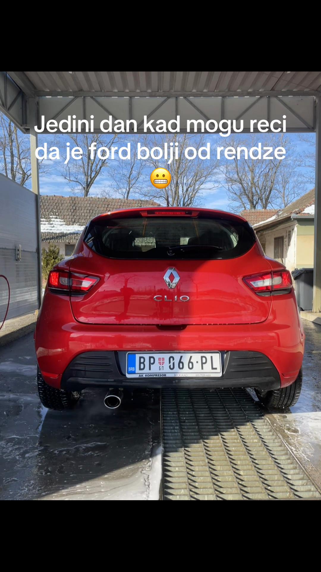 @vujkovv_08