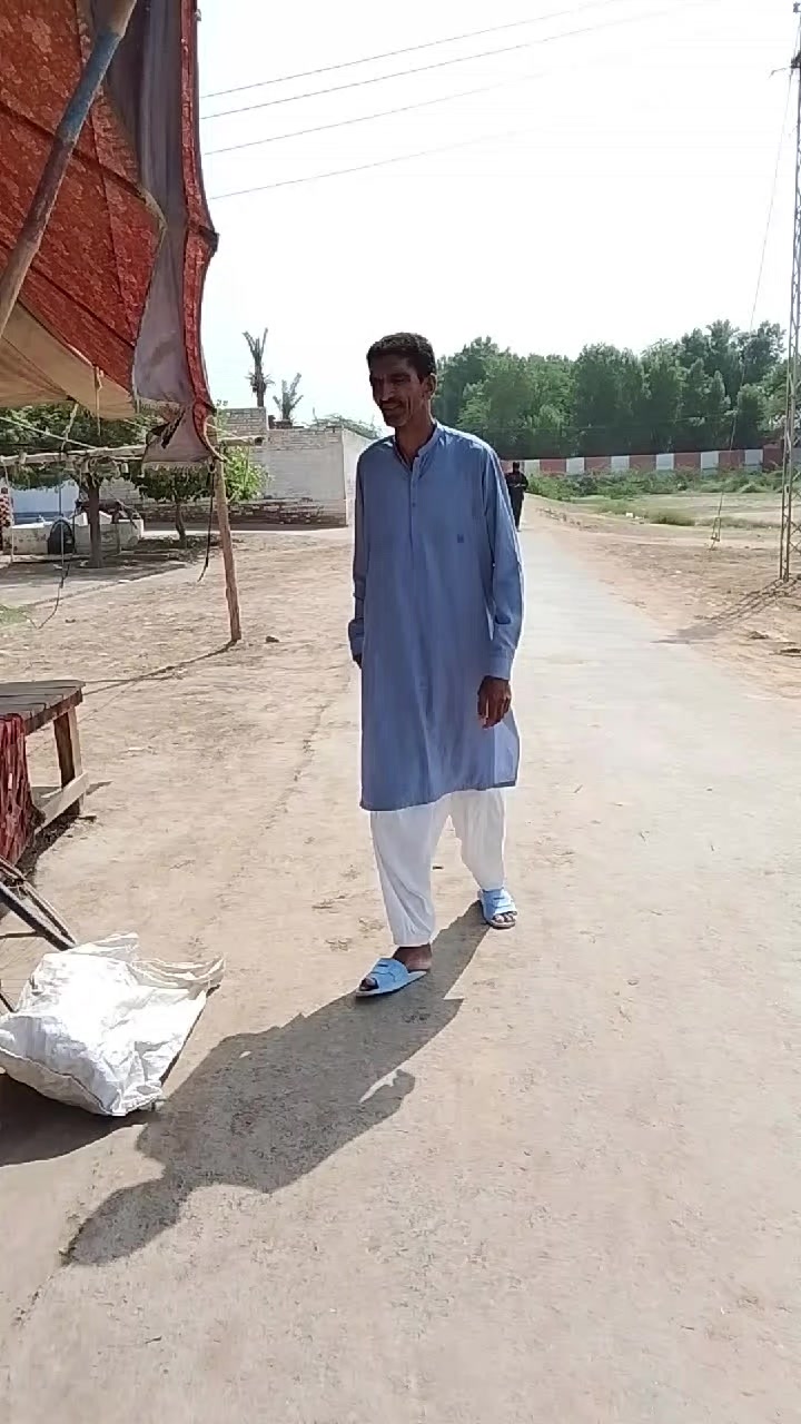 @m Khalid Abbas