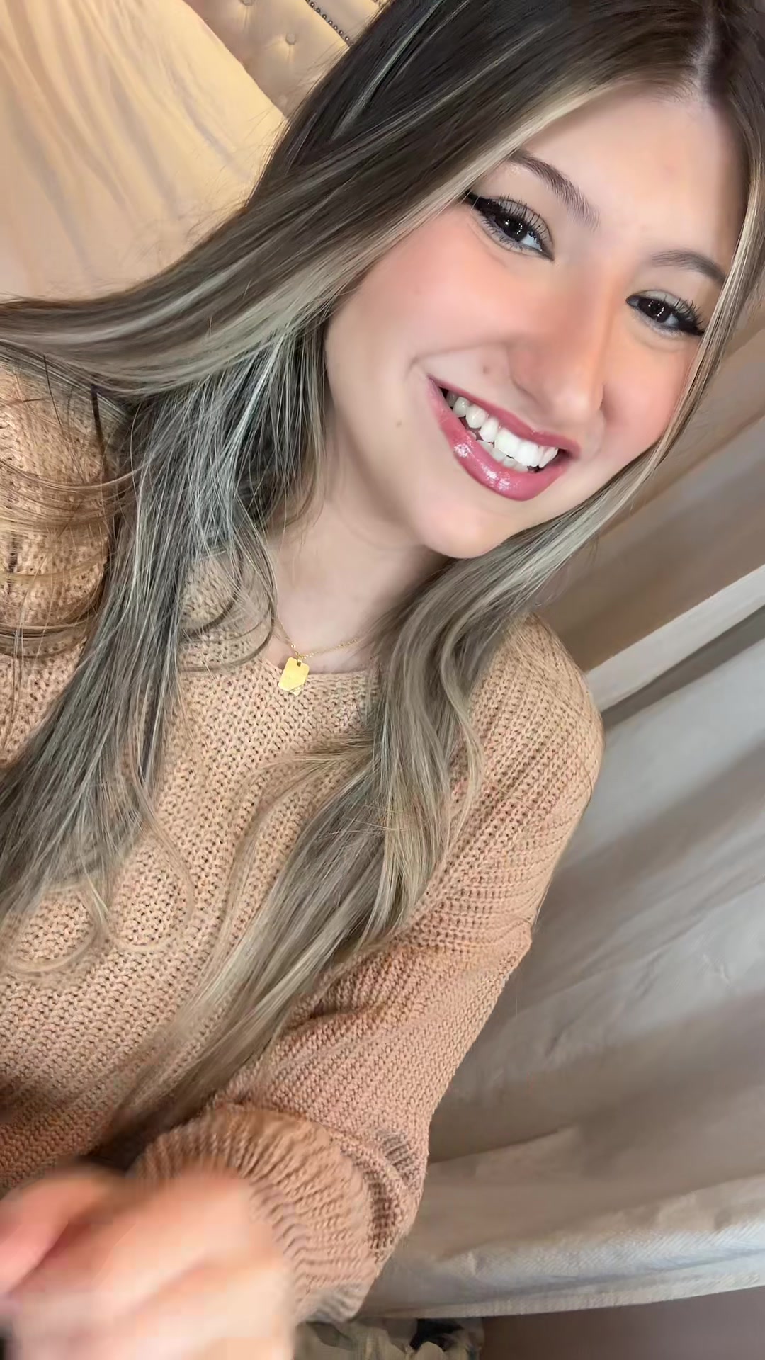 @Camila 👑