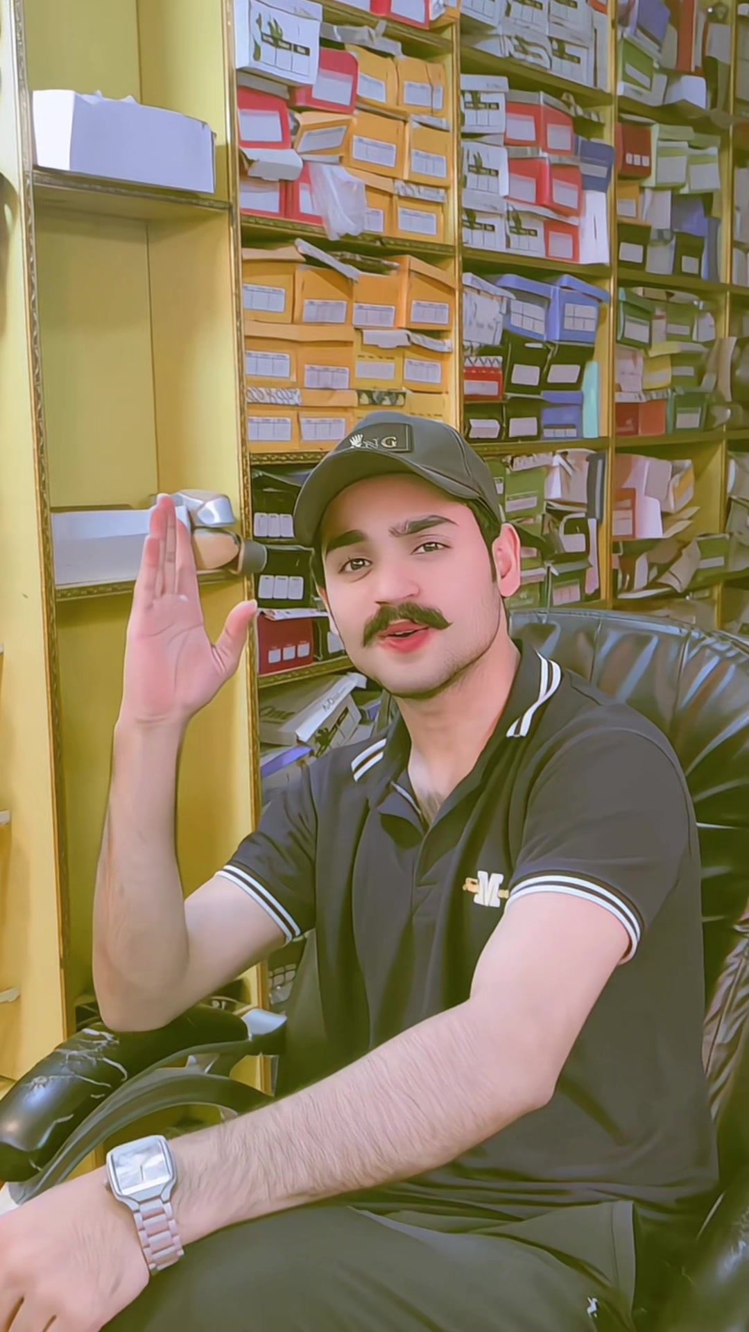 @⚜️جنيد_بھٽو⚜️