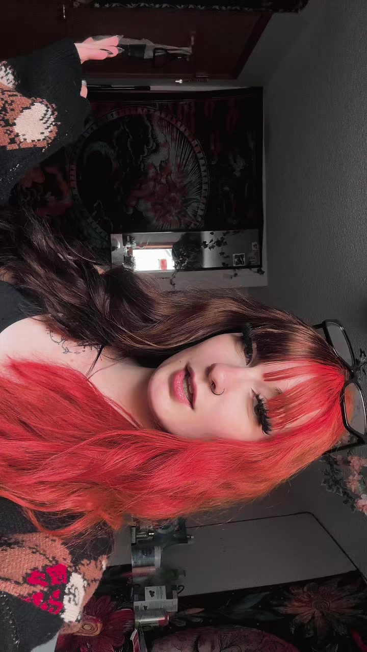 @Jayde🕷️