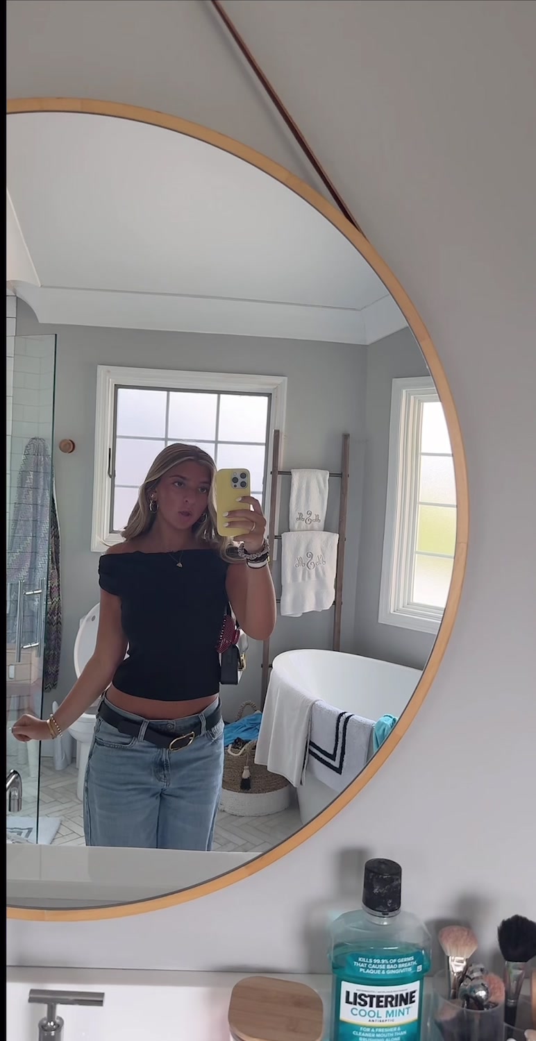 @Izzy Starr⭐️