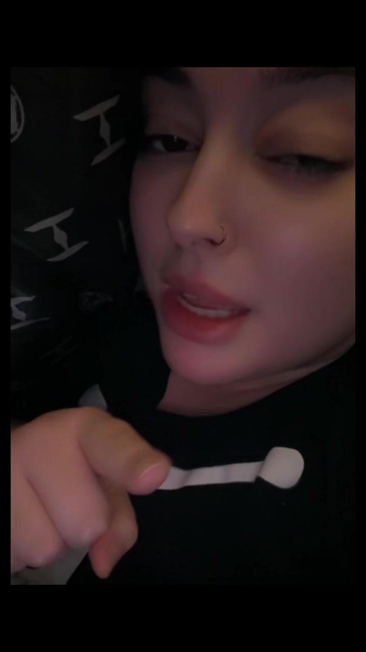 @MissNerdyCurvy
