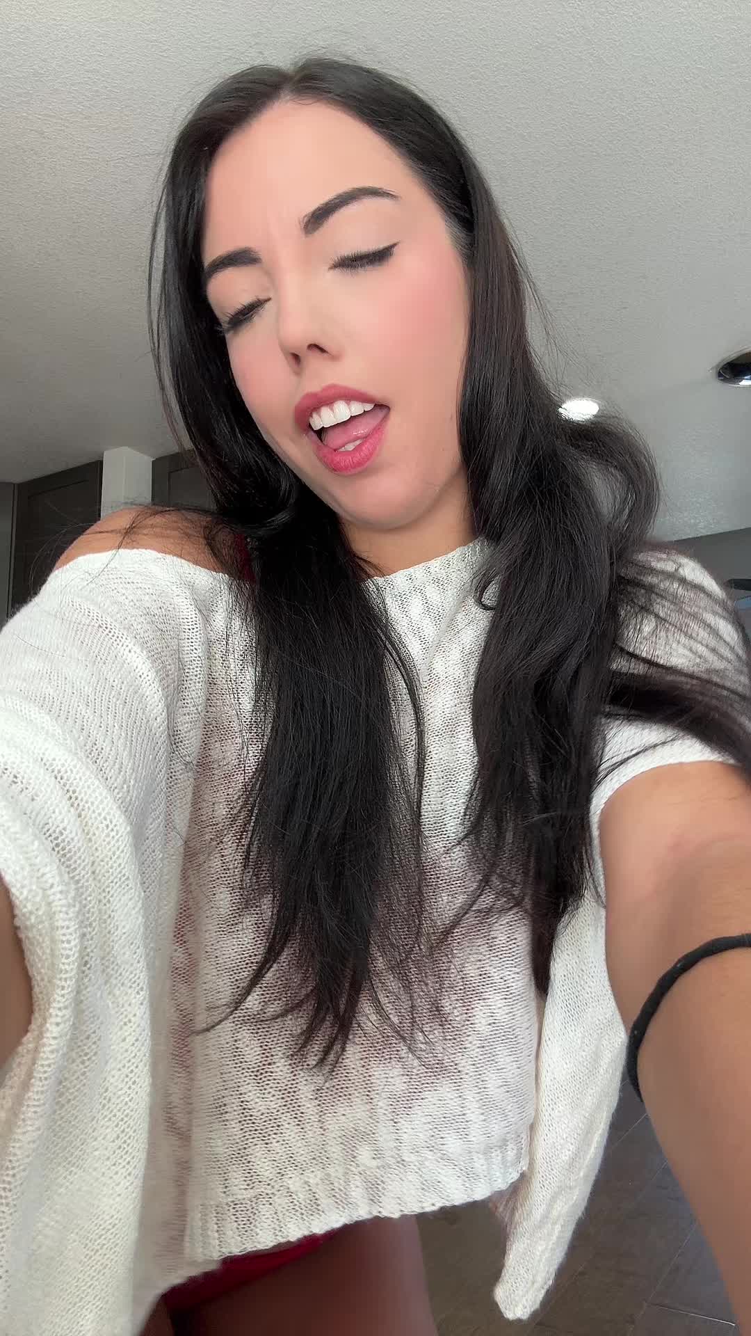 @rachelriversx_