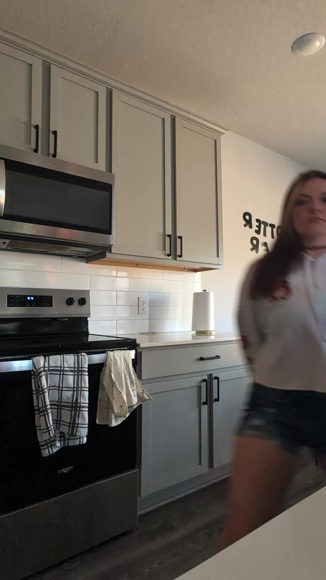 @BibbidiBobiBoo | Streamer
