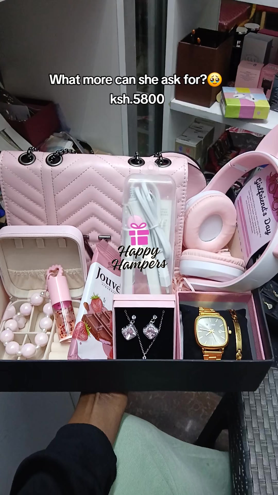 @Happy_Hampers gift shop.